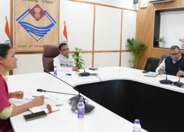 चारधाम यात्रा मार्गों पर सफाई के लिए बनेगी ‘डबल सिस्टम’, वायु गुणवत्ता सुधार पर सख्ती।