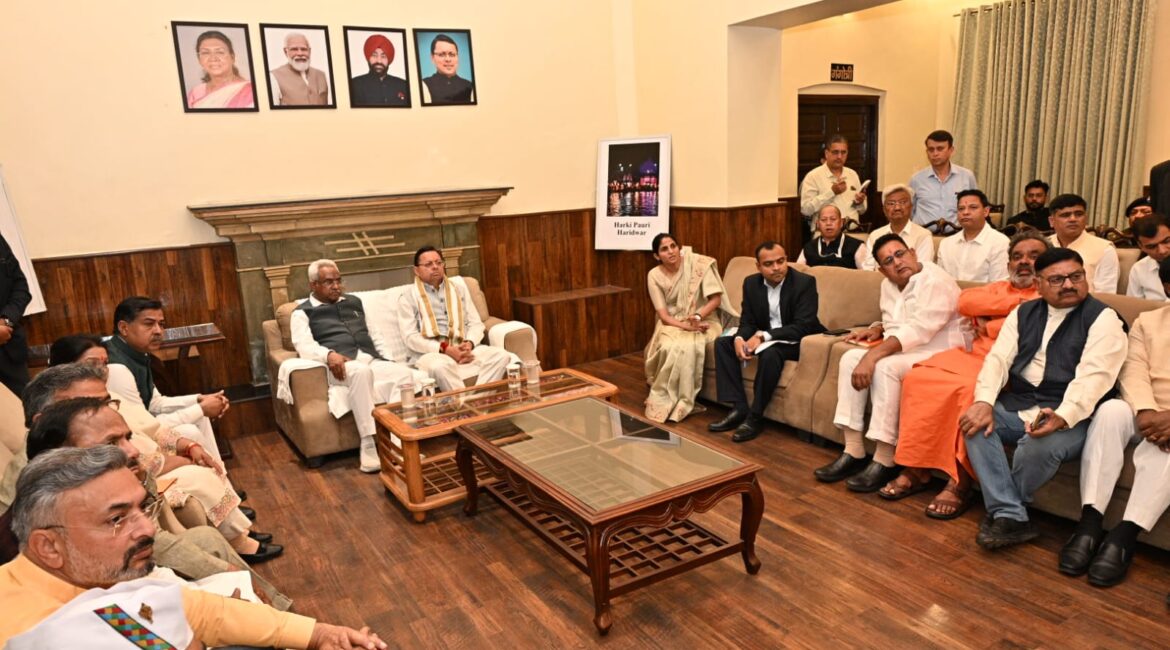 भव्य कुंभ 2027 की तैयारी तेज, सीएम धामी बोले—कोई कमी नहीं रहेगी।