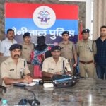 मुख्यमंत्री उत्तराखंड के "ड्रग्स फ्री देवभूमि मिशन" के सपने को साकार करते डॉ0 मंजूनाथ टीसी, एसओजी व हल्द्वानी पुलिस की बड़ी कामयाबी, 60 लाख की 203 ग्राम स्मैक के साथ महिला तस्कर दबोची,  SSP ने टीम को किया सम्मानित “नशे के सौदागरों का अब होगा पूरा सफाया”