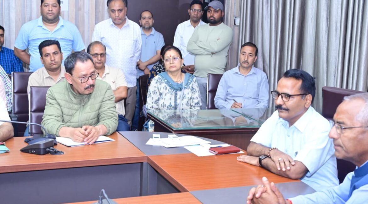 मानसून से पहले अलर्ट मोड में प्रशासन: गौला-नंधौर नदियों में सफाई, सिल्ट निकासी और बाढ़ सुरक्षा पर तेज़ी।