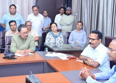 मानसून से पहले अलर्ट मोड में प्रशासन: गौला-नंधौर नदियों में सफाई, सिल्ट निकासी और बाढ़ सुरक्षा पर तेज़ी।