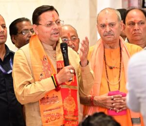 "रामनगर के हनुमान धाम पहुंचे CM धामी, धार्मिक पर्यटन को वैश्विक पहचान दिलाने का दोहराया संकल्प"