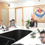 चारधाम यात्रा को लेकर सख्त तैयारी—मुख्य सचिव ने दिए कड़े निर्देश, सुरक्षा से स्वास्थ्य तक हर व्यवस्था दुरुस्त करने का आदेश।