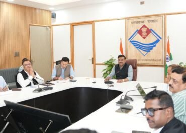 चारधाम यात्रा को लेकर सख्त तैयारी—मुख्य सचिव ने दिए कड़े निर्देश, सुरक्षा से स्वास्थ्य तक हर व्यवस्था दुरुस्त करने का आदेश।