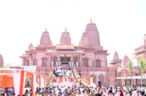 "रामनगर के हनुमान धाम पहुंचे CM धामी, धार्मिक पर्यटन को वैश्विक पहचान दिलाने का दोहराया संकल्प"