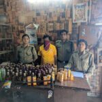 अंधेरे में चल रहा था खेल, छापे में पकड़ी गई शराब की खेप!”