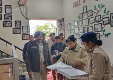आईजी कुमायूँ रिद्धिम अग्रवाल का वार्षिक निरीक्षण—गुणवत्ता से समझौता नहीं, स्मार्ट पुलिसिंग पर जोर।