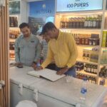 हल्द्वानी में शराब दुकानों पर प्रशासन का शिकंजा, 12 दुकानों में मिली गड़बड़ी।