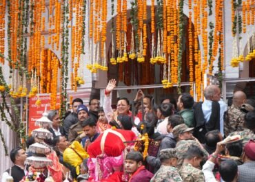 सीएम पुष्कर सिंह धामी ने गंगोत्री में की पूजा, चारधाम यात्रा का भव्य आगाज़।