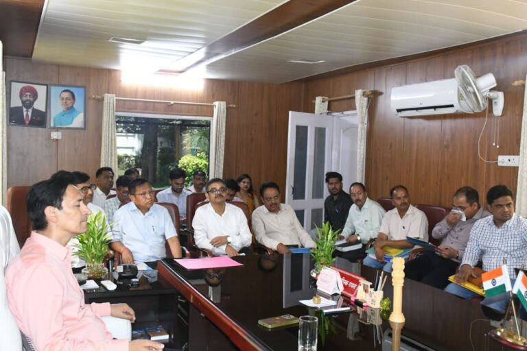 दीपक रावत की अध्यक्षता में बड़ी बैठक, 7 शहरों के ड्रेनेज प्लान को हरी झंडी।
