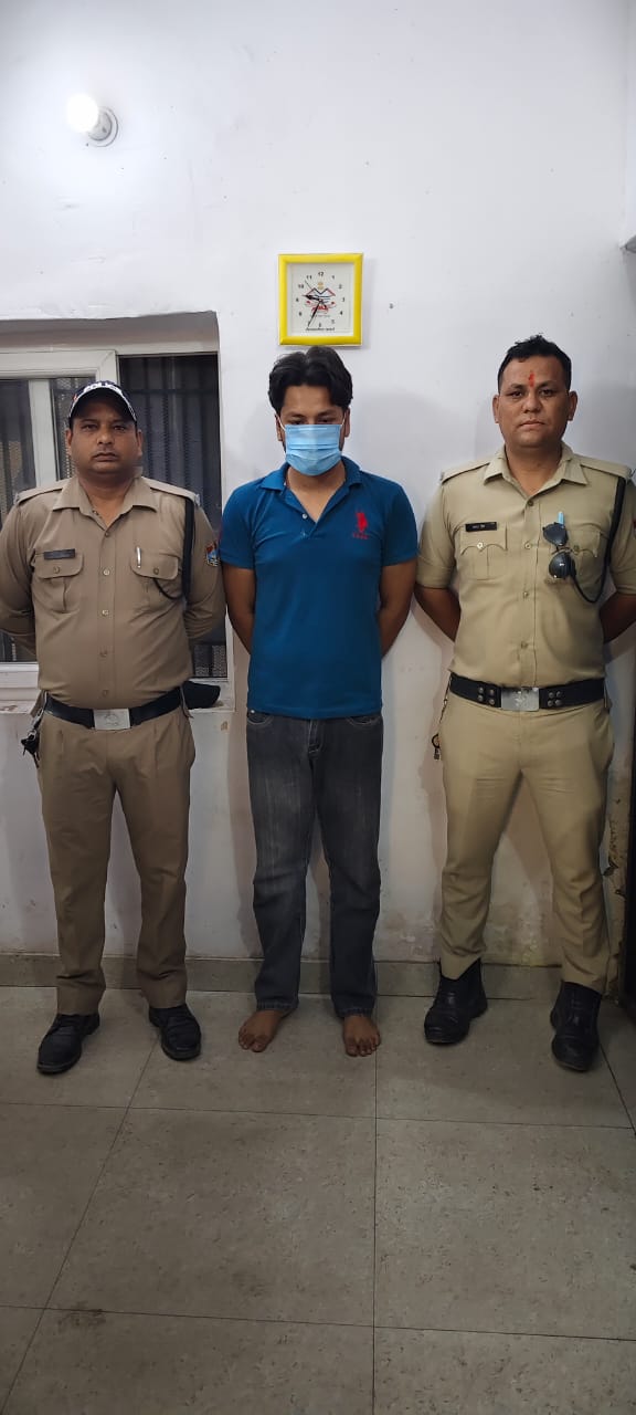 “ऑपरेशन प्रहार” में पुलिस का बड़ा वार, 10 हजार का इनामी गैंगस्टर “गन्नू” आखिरकार गिरफ्तार।