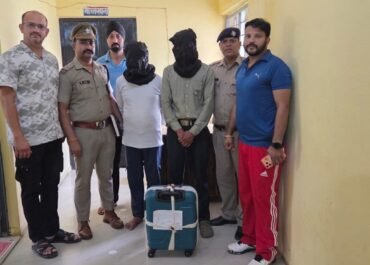 डी फैशन बुटीक बना नशे का अड्डा! 5 किलो चरस के साथ 2 तस्कर गिरफ्तार