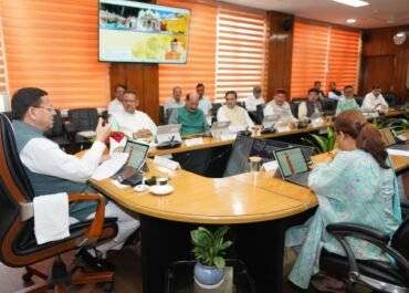 धामी कैबिनेट के बड़े फैसले: EV, वर्क फ्रॉम होम और ऊर्जा बचत पर फोकस