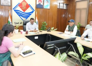 मुख्य सचिव का बड़ा विजन, उत्तराखंड में अब बागवानी बनेगी किसानों की ताकत।