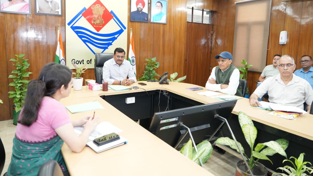 मुख्य सचिव का बड़ा विजन, उत्तराखंड में अब बागवानी बनेगी किसानों की ताकत।
