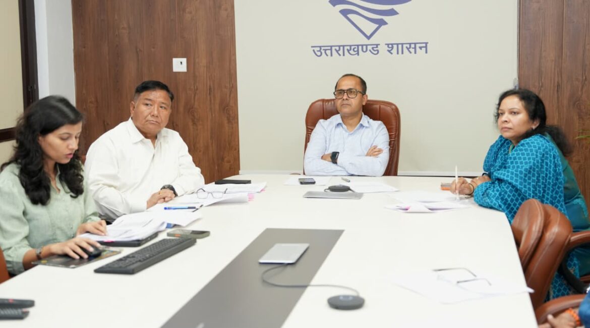 नवीन आपराधिक कानूनों के क्रियान्वयन को लेकर सचिवालय में उच्च स्तरीय समीक्षा बैठक।
