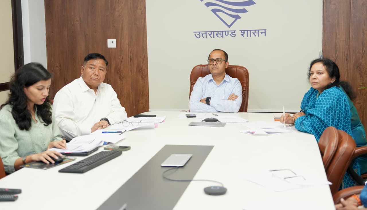 नवीन आपराधिक कानूनों के क्रियान्वयन को लेकर सचिवालय में उच्च स्तरीय समीक्षा बैठक।