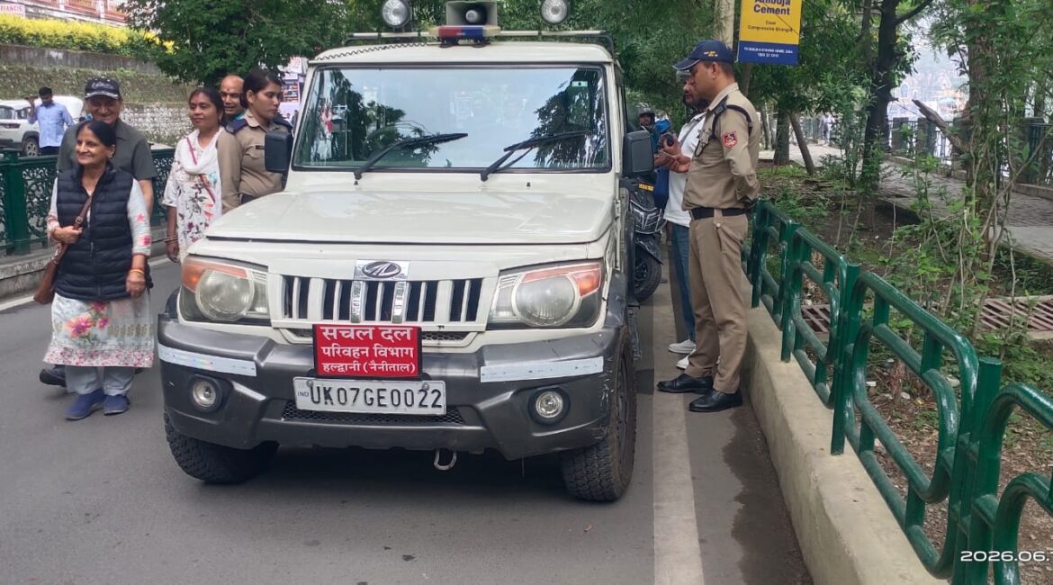 नैनीताल में बिना परमिट चल रही रेंटल बाइकों पर परिवहन विभाग की बड़ी कार्रवाई, 74 वाहनों के चालान।