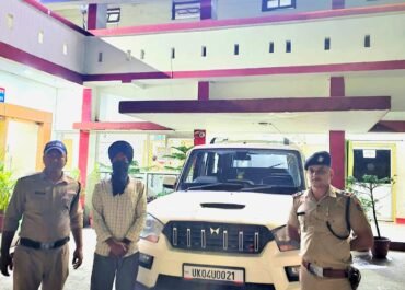 शराब के नशे में हंगामा करना पड़ा महंगा, स्कॉर्पियो सीज, चालक गिरफ्तार।