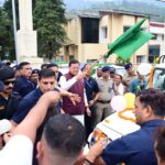 विश्व पर्यावरण दिवस पर भीमताल को मिली स्वच्छता की नई सौगात, मुख्यमंत्री धामी ने पांच कूड़ा वाहनों को दिखाई हरी झंडी।