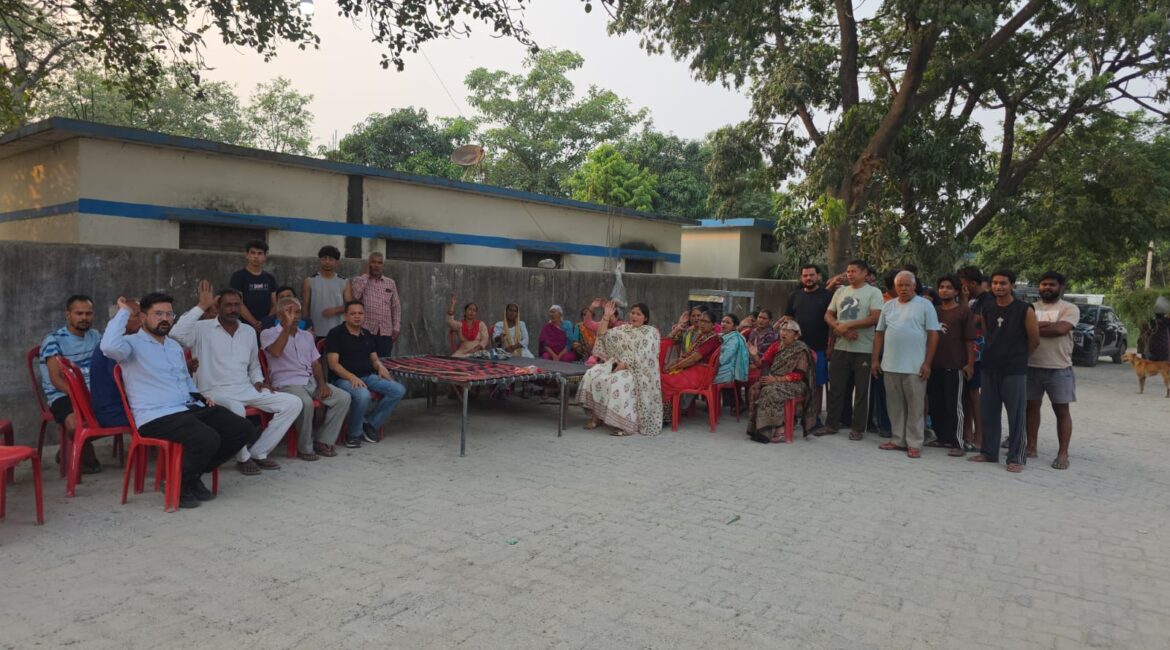 डंपरों के खिलाफ ग्रामीणों का संघर्ष जारी, सरकार नहीं जागी तो होगी भूख हड़ताल।