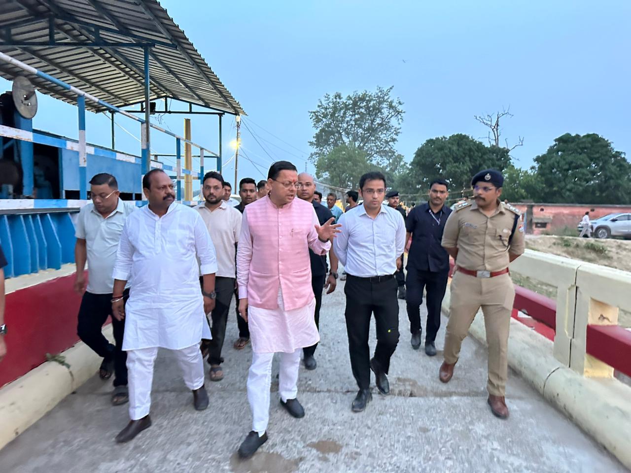 लोहियाहेड वाटर बाईपास बनेगा नया पर्यटन हब, सीएम धामी ने किया स्थलीय निरीक्षण।