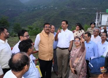 टिहरी झील क्षेत्र में पर्यटन विकास को मिलेगी नई उड़ान, मुख्य सचिव ने किया स्थलीय निरीक्षण।
