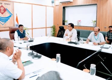 केदारनाथ और हेमकुंट साहिब रोपवे परियोजनाओं में तेजी, मुख्य सचिव ने दिए समयबद्ध कार्य पूरे करने के निर्देश।