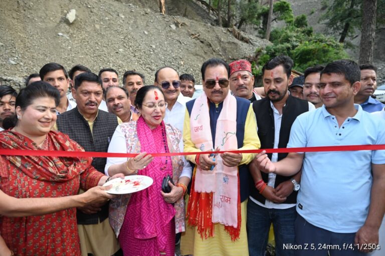 कैंचीधाम जाम से राहत दिलाएगा सैनिटोरियम-रातिघाट बायपास, सांसद अजय भट्ट ने किया शुभारंभ।