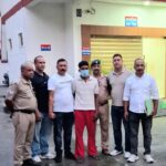 तमंचे के बल पर लूट करने वाला 10 हजार का इनामी आरोपी गिरफ्तार।
