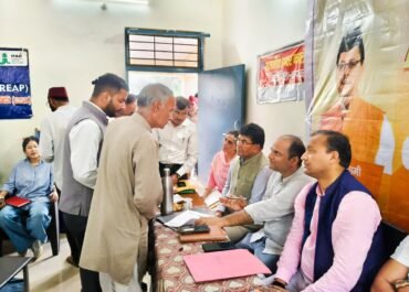 सेवा पखवाड़ा बना जनसेवा का महाअभियान, प्रदेशभर में हजारों नागरिकों ने उठाया सरकारी योजनाओं का लाभ।