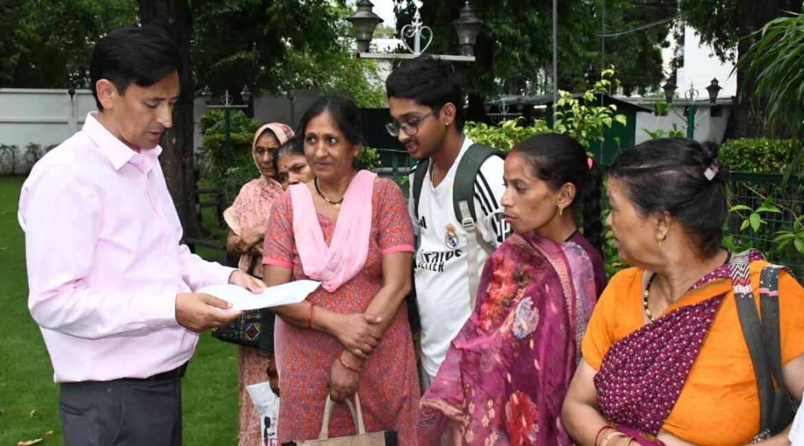 बिना मालिक की अनुमति संपत्ति का सोशल मीडिया प्रचार पड़ेगा भारी, आयुक्त दीपक रावत का बड़ा संदेश।