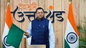 रामनगर-देहरादून एक्सप्रेस का हुआ शुभारंभ, सीएम धामी और रेल मंत्री अश्विनी वैष्णव ने किया फ्लैग ऑफ।