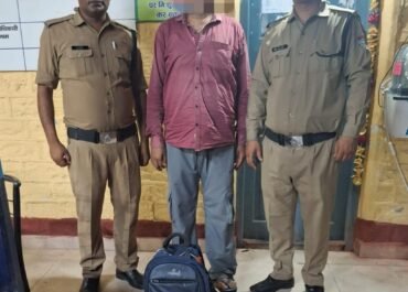 अवैध शराब की तस्करी पर वार, बेतालघाट पुलिस ने एक आरोपी को पकड़ा।
