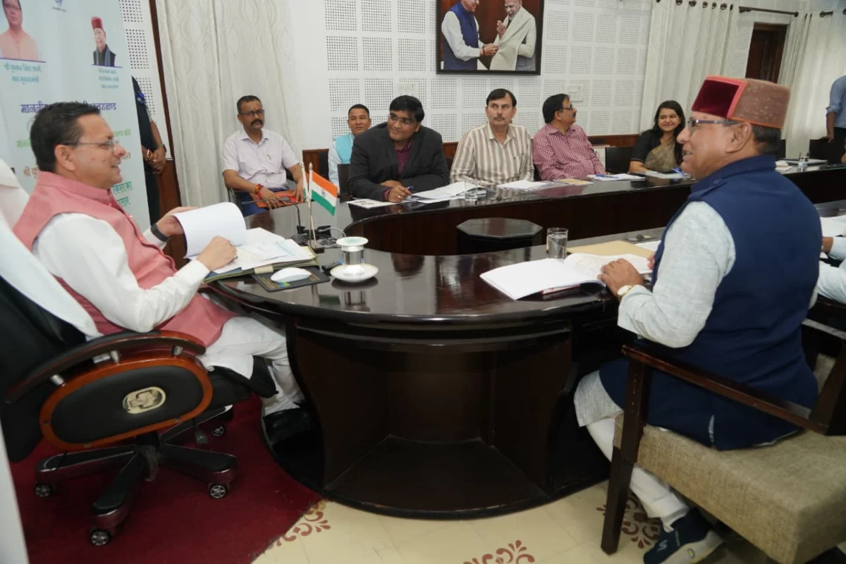 जिन पात्र लाभार्थियों का आधार नहीं बन पा रहा, उन्हें चिन्हित कर अकाउंट बेस्ड पेमेंट की व्यवस्था की जाए—मुख्यमंत्री