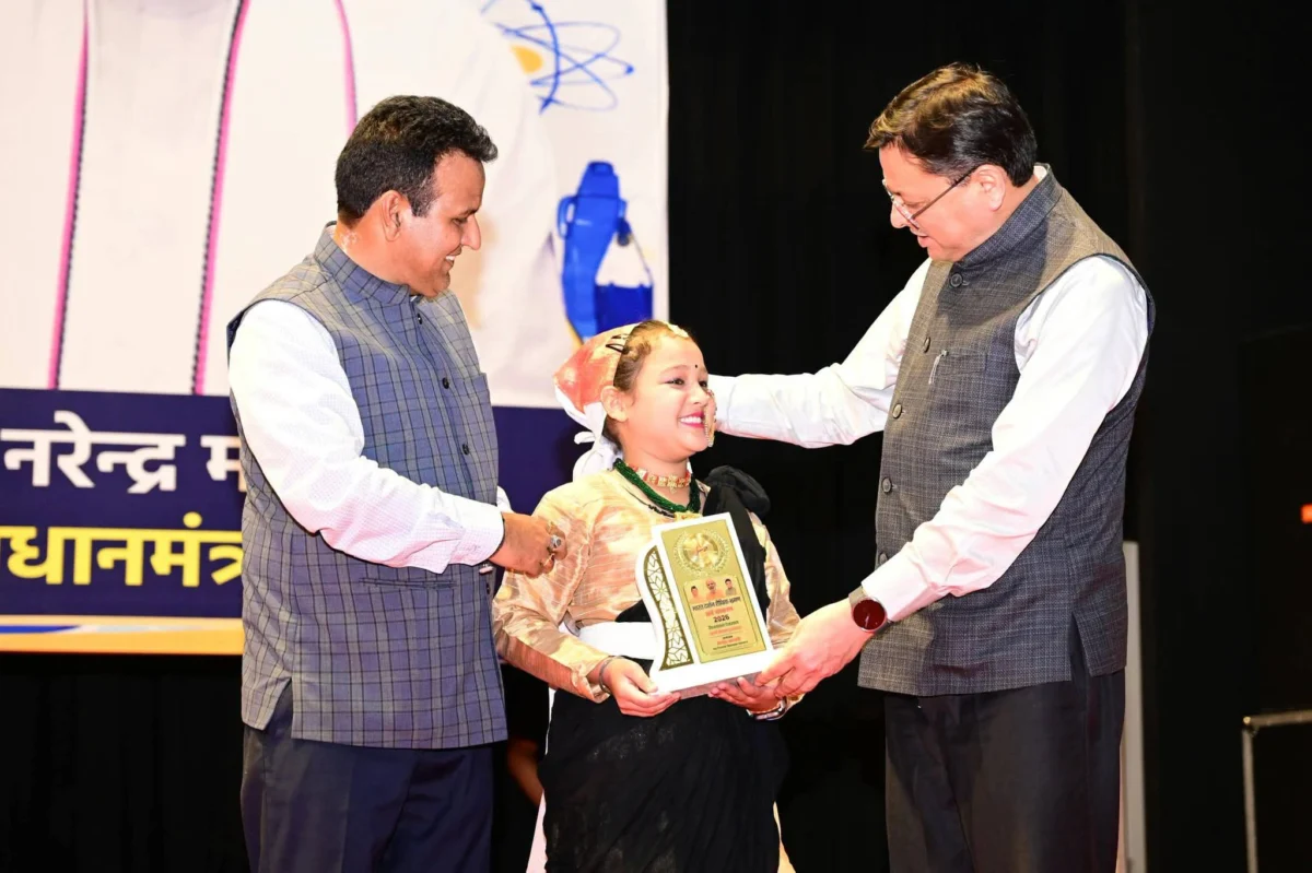 68 मेधावी विद्यार्थियों को मिलेगा भारत दर्शन का मौका, सीएम धामी ने दी शुभकामनाएं।
