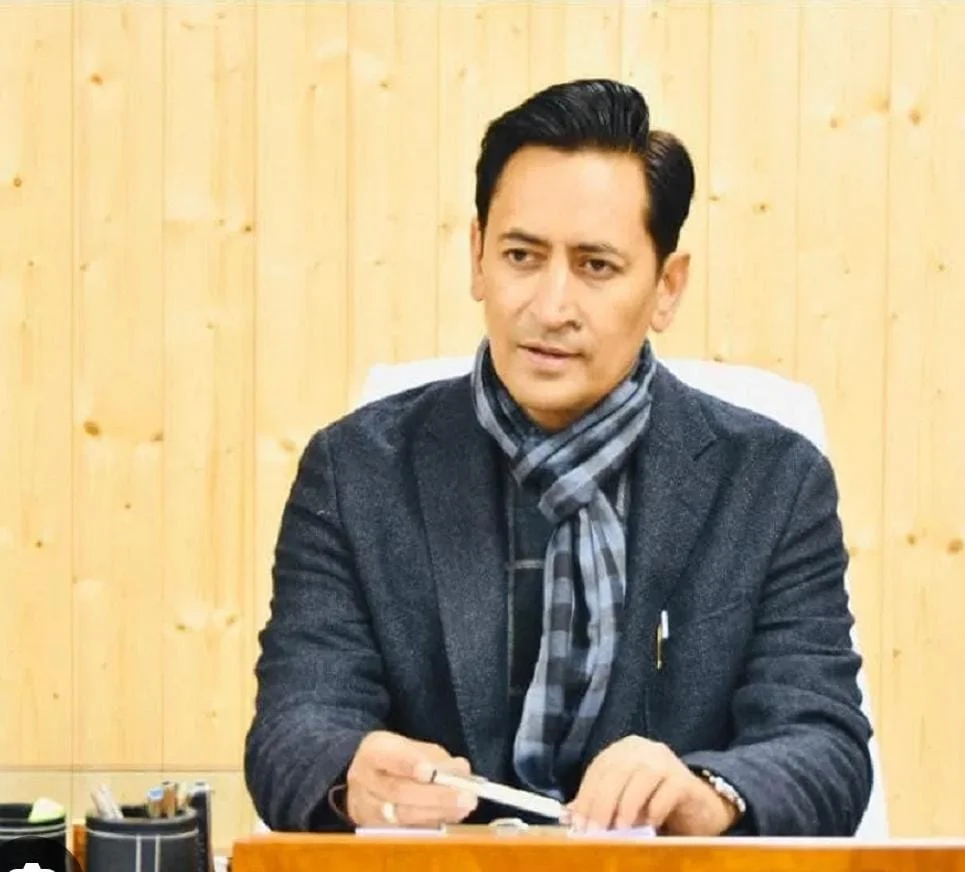 दाखिल-खारिज और प्रमाण-पत्रों में फर्जीवाड़े पर लगेगी लगाम, अब स्थलीय सत्यापन के बाद ही बनेगी रिपोर्ट।