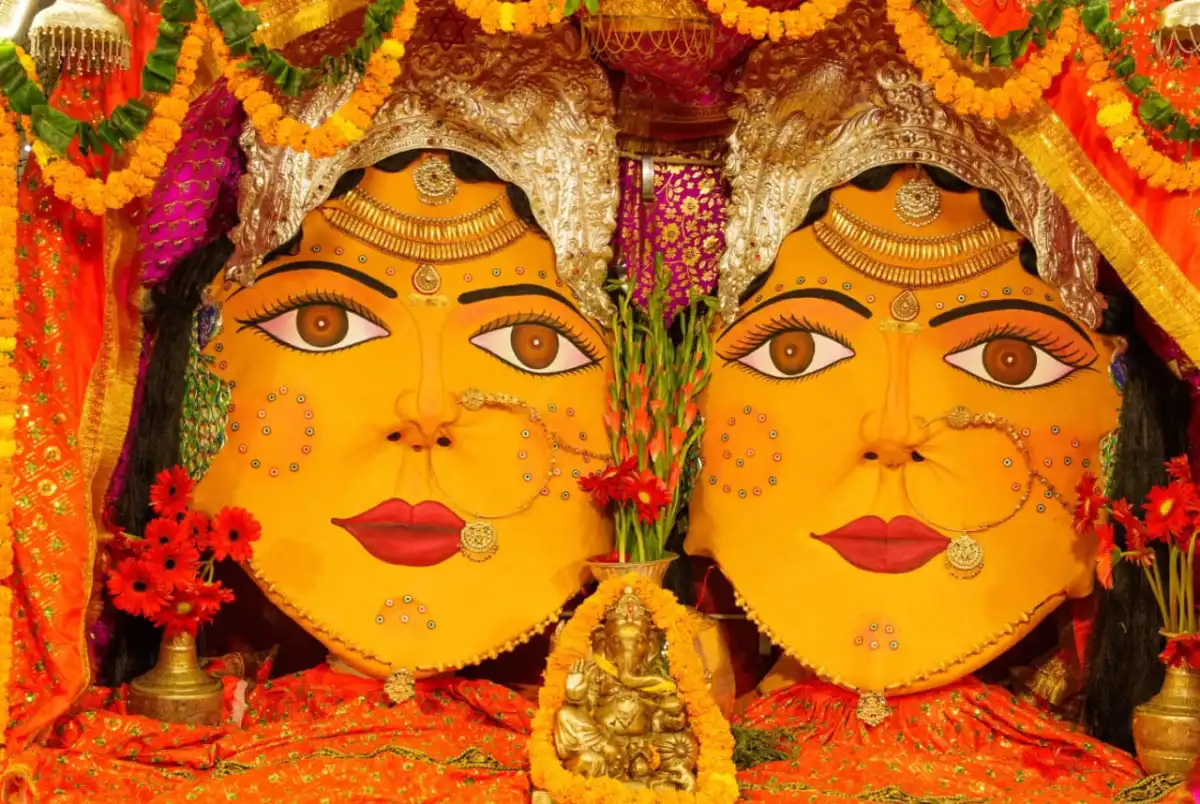 नंदा-सुनंदा के दरबार में उमड़ा आस्था का सैलाब, सुरक्षा व्यवस्था में मुस्तैद नैनीताल पुलिस।