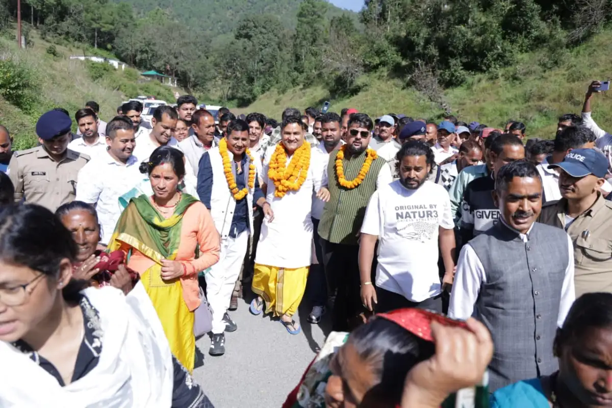 ओलावृष्टि से बर्बाद फसलों पर धामी का बड़ा फैसला, किसानों को मिलेगी अतिरिक्त राहत।